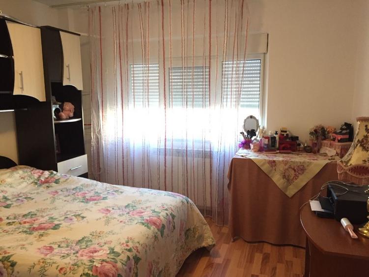 Apartament de vînzare  2 camere modelul Decomandat - 2