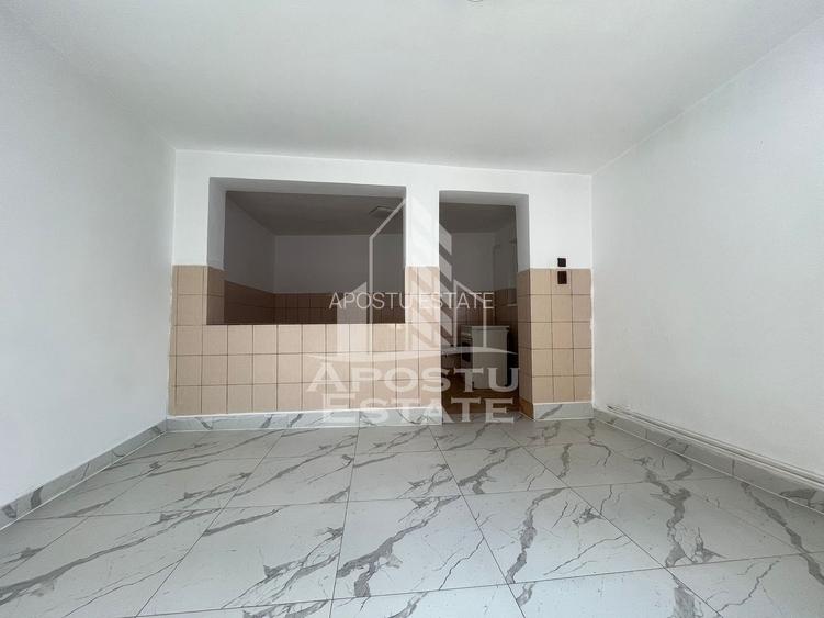 Spațiu de închiriat - 170mp - zona UTA Vlaicu - 11