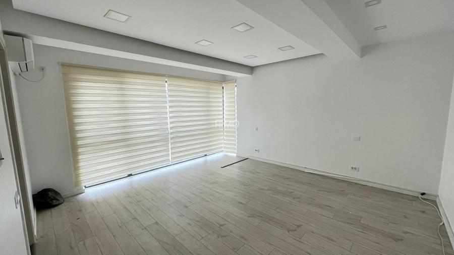 VILA DE INCHIRIAT PARCARE   BIROURI ZONA  PIPERA - 7