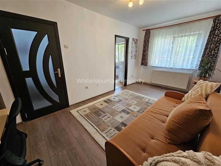 Garsoniera renovata in zona linistita Racadau - 4