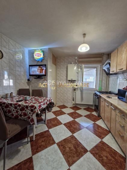 4 Camere | Vitan Mall | 2 Balcoane | Aproape de centru | Proximitate Metrou |  - 4