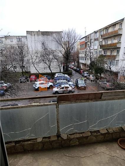 Apartament 3 camere cf semidecomandat zona Micro 3 - 7