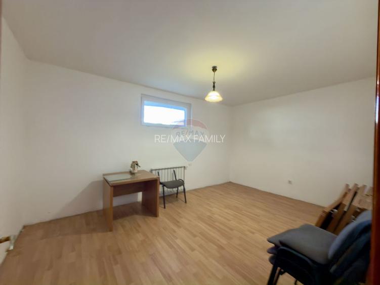 Casă / Vilă 8 camare cartier Beverly Hills Sanmartin - 30