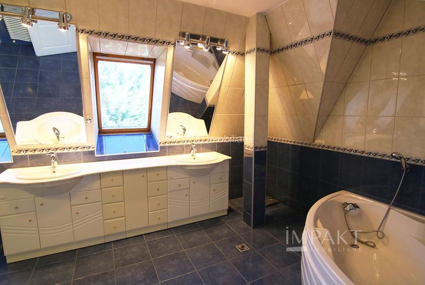 Casa individuala situata la 2 minute de Parcul Engels ! - 16