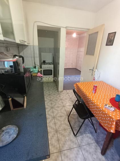 Apartament 4 camere, decomandat – Zonă Tomis Nord (Cireșica - 4