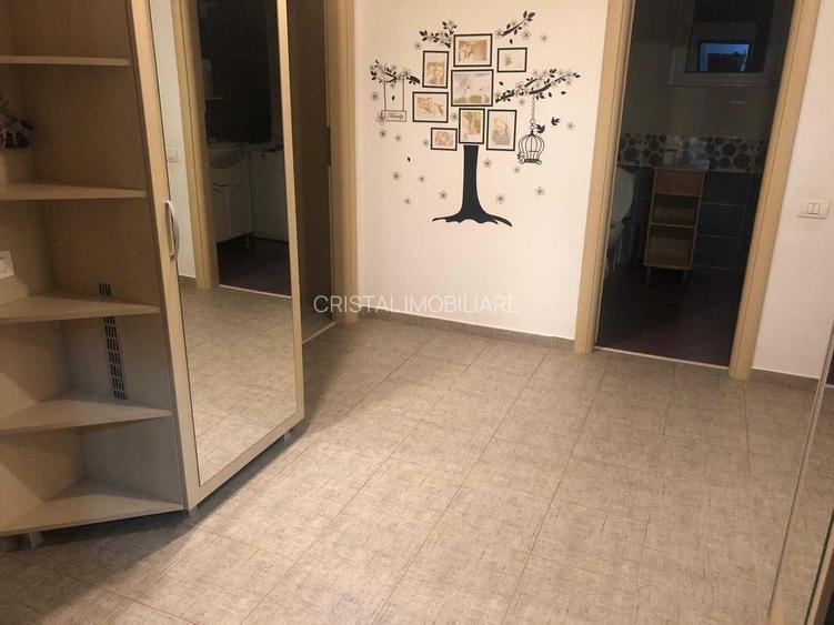 3 camere decomandat, centrala proprie, parcare, etaj 1 - 2