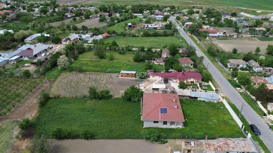 Casa noua de vanzare in Vulturu - Hângulesti 89.000 Euro - 5