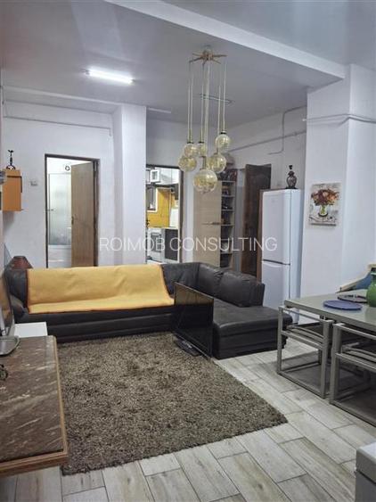 Vila, zona Eminescu, S+P+1+M, 8 camere - 4