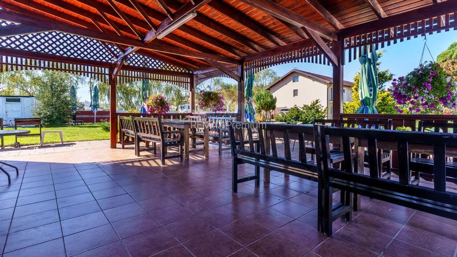 Pensiune cu 16 camere de vanzare, potential investitie,COMISION 0 - 8