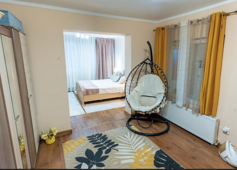 Camin primitor unicat, cu 3 cam. si atmosfera calda, recent modernizat - 16