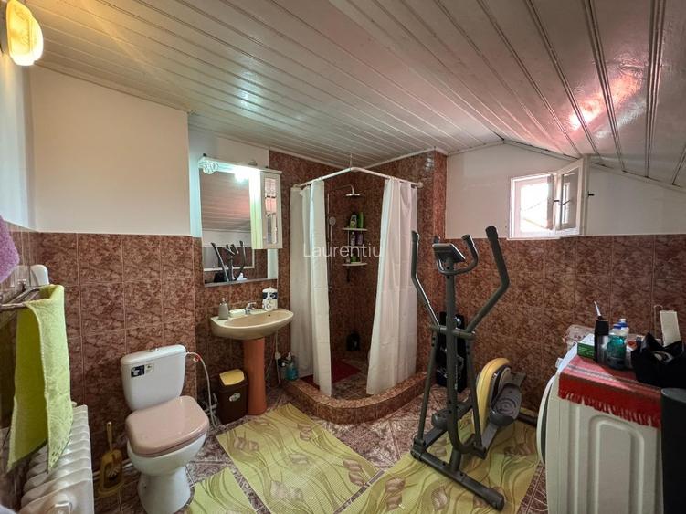 Apartament 6 camere, zonă centrală (Mall-Școala 11) - 12