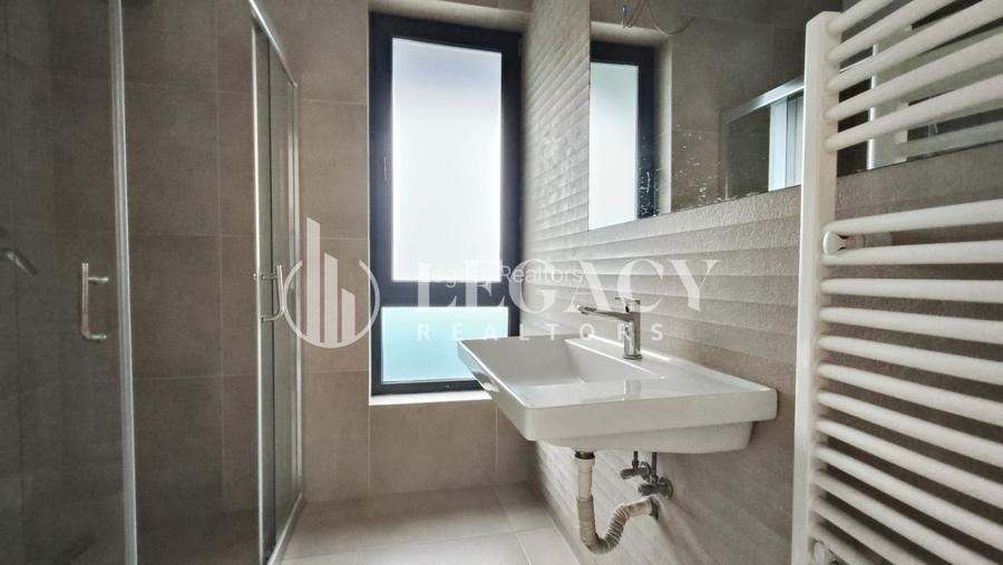 Spatiu birou modern cu 2 locuri de parcare in Grand Beetle Pacurari - 7