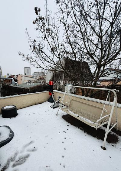 Vila individuala, curte amenajata, parcare, pentru locuinta sau birou, sector 1 - 19