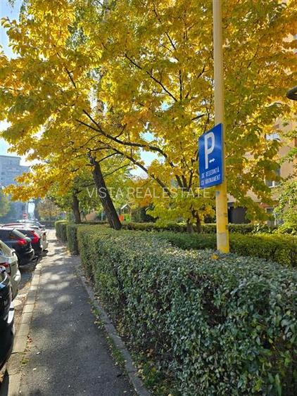 Apartament 3 camere, zona Astra - 13