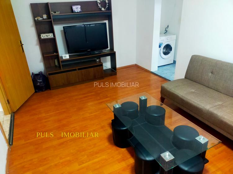 City Park : Apartament 3 camere,două holuri,etaj 2, gaze, balcon generos - 4