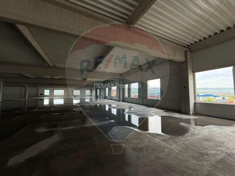 Hala industriala premium | 3.992 mp utili | P+1 | 11,92 m inaltime - 3