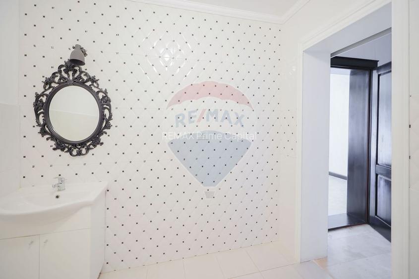 De vânzare Casă/Pensiune în zona Nufărul - Sânmartin - 42