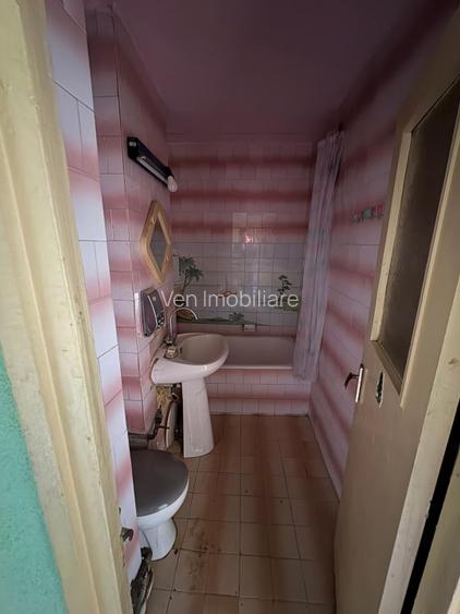 Apartament 3 camere, decomandat, etaj 3 - 10
