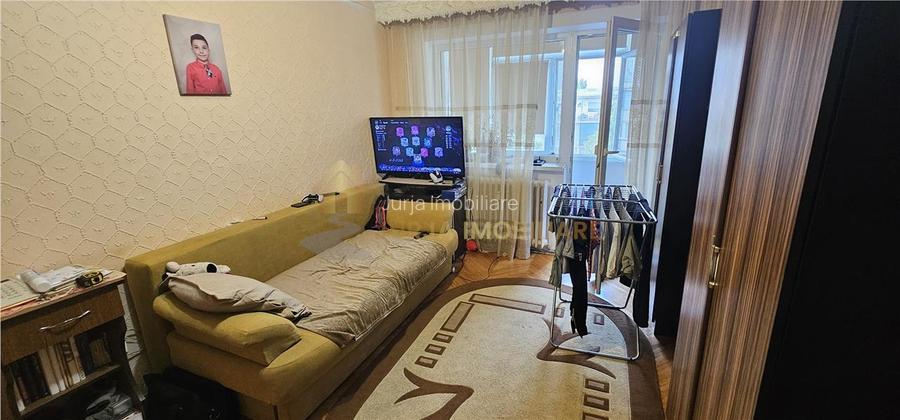 APARTAMENT 4 CAMERE  59 MP | LOGGIE 4 MP |   ZONA SCOLII ION CREANGA - 5