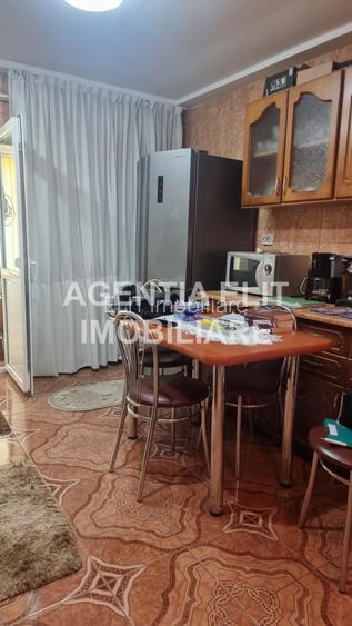 Apartament, zona Bucovina, pretabil spatiu comercial - 3