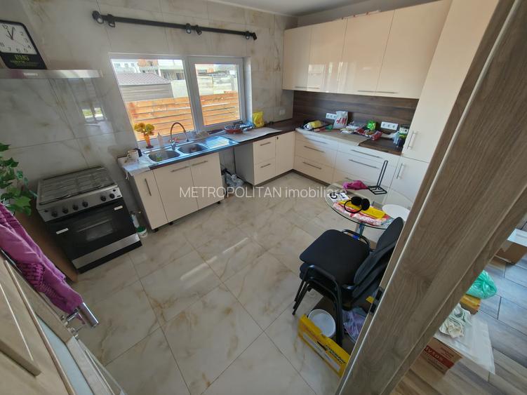 Reprezentare exclusivă | Casă   4 camere –Izvor Str. Hărmanului nr. 19G - 13