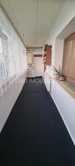 2 Camere Decomandat 57mp Mobilat Bloc 1984 zona Nicolina Lidl Prima Statie - 4