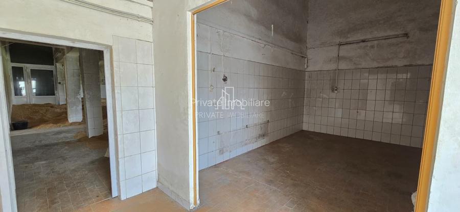 Clădire multifuncțională de vânzare, 470mp utili/nivel, Saes, judet Mures - 14