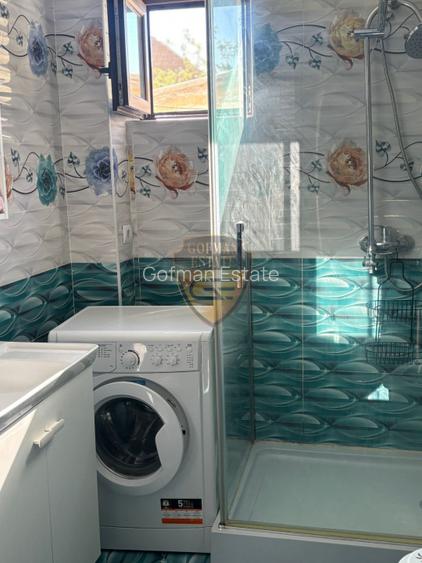 Vilă în Năvodari, 7 camere, 2 livinguri, 5 dormitoare, 2 bai, parcare, gaze, A/C - 7