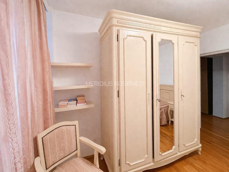 Apartament 3 camere de închiriat – Faleza Nord Parc Str. Unirii Loc parcare - 3
