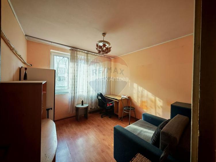 Apartament  3 camere metrou 1 Decembrie 1918 - rezervat - 3