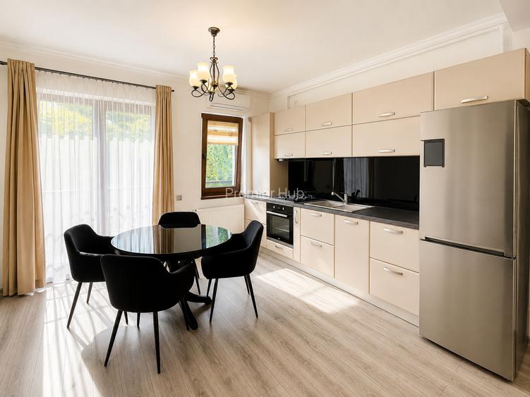 0% Comision ! Apartament 2 camere, expundere sudica, cart. Europa - 4