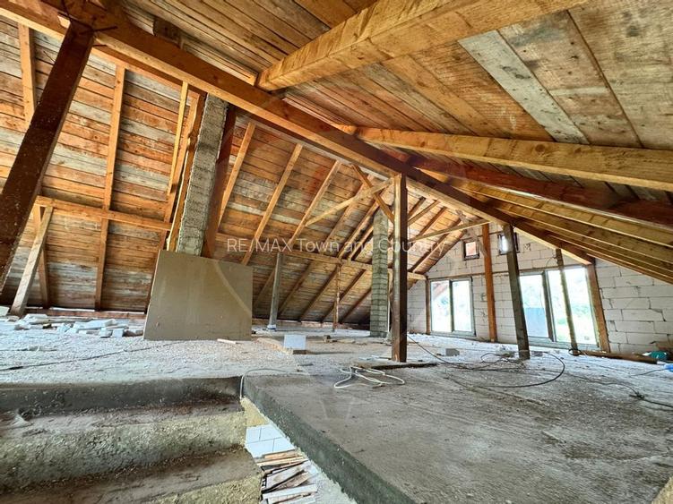 Casă / Vilă cu 7 camere de vânzare - 16