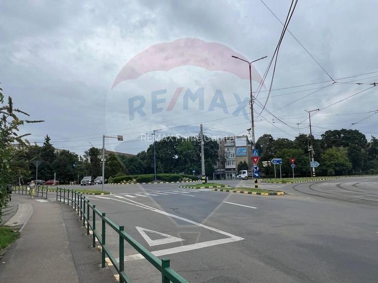 Spațiu comercial de închiriat 61,80mp, în zona Bdul Dacia - 3