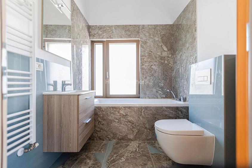 Casa Modernă cu Spații Vitrate Generoase - 18