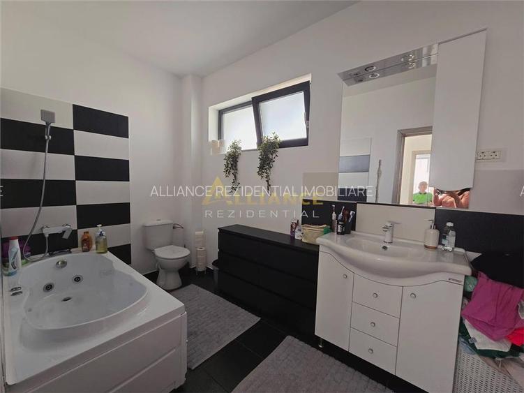 MOBILATA SI UTILATA- 4 camere- 2 bai - pod- beci - 145.000eur - 12