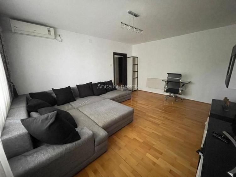 Apartament cu 3 camere de închiriat - 15