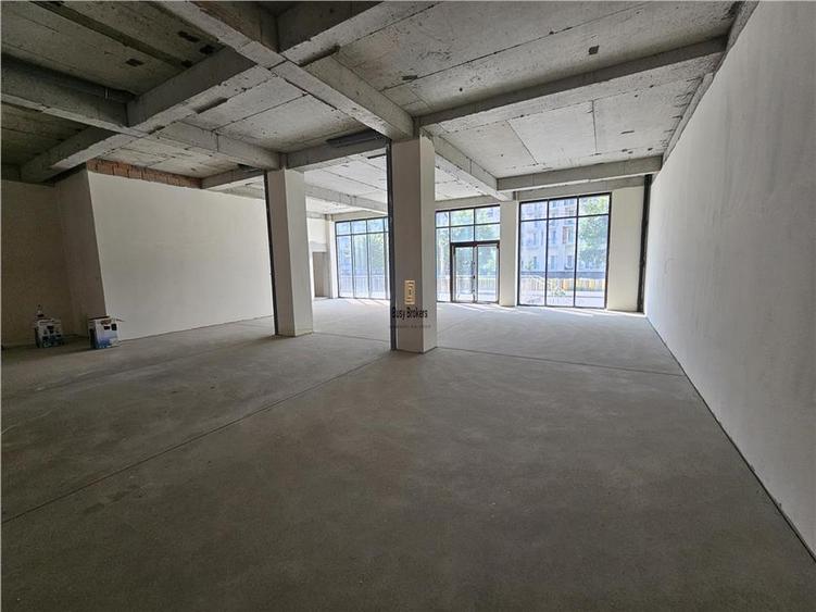 Spatiu Comercial - 100 mp - Balanta - Clinica Medicala - Showroom - Comert - Ser