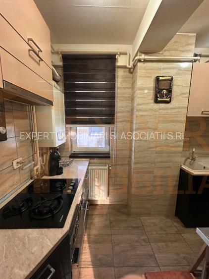 Apartament 2 camere, situat in zona  Far - Centrul de Scafandri - 10