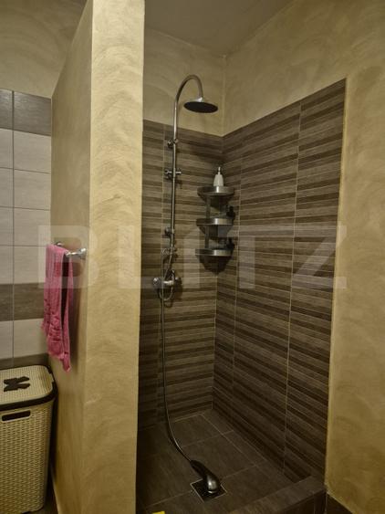 Vila superba de vanzare in Bardesti, 240 mp, 636 mp teren