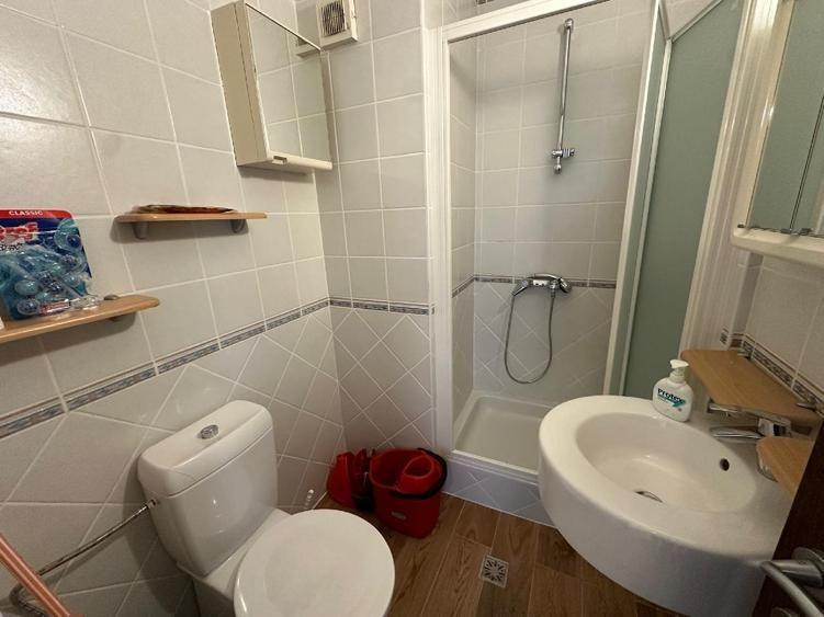 Apartament 3 camere - PRIMAVERII - PARTER VILA - OPORTUNITATE