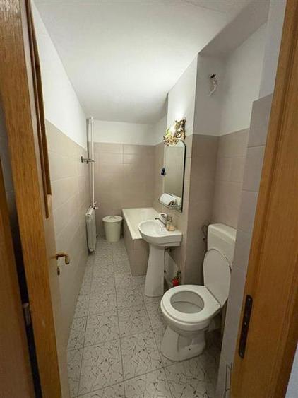 Garsoniera, Piata Unirii