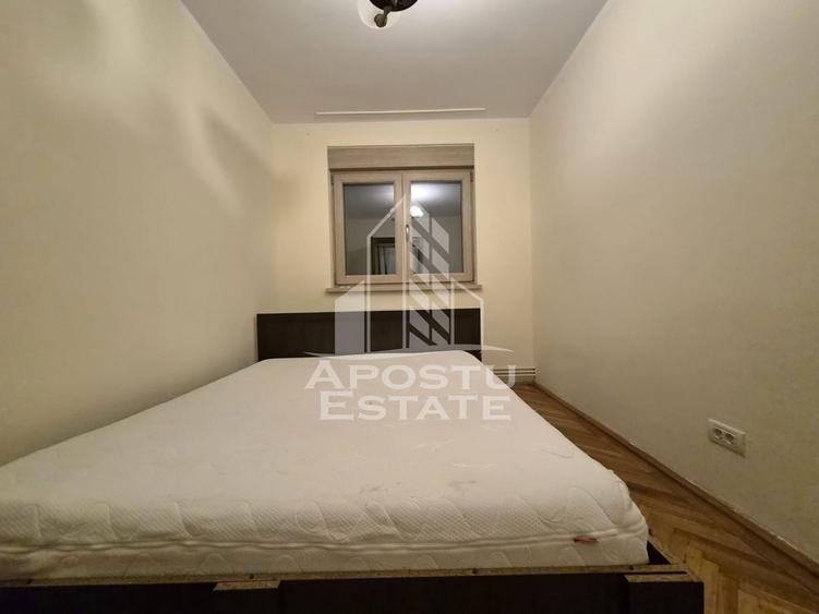 Apartament 4 camere,zona Malul Muresului