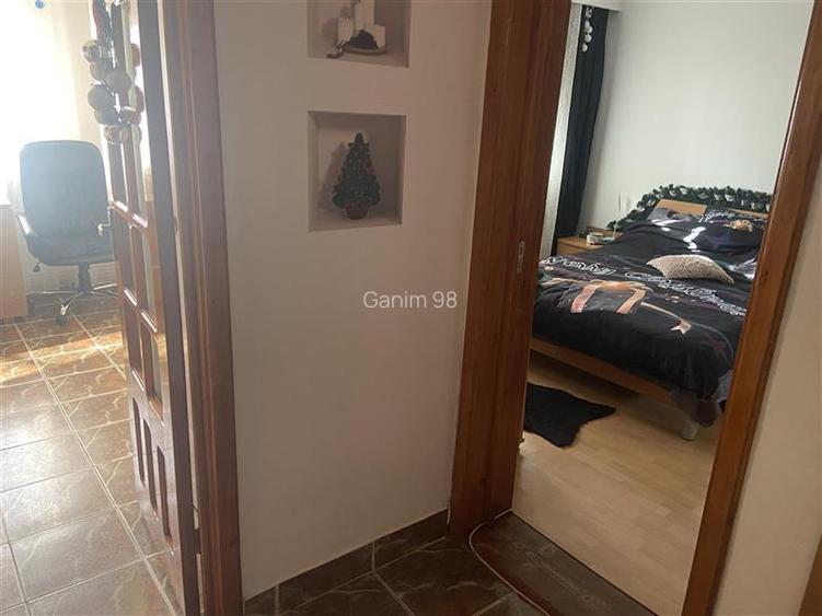 Apartament 2 camere , zona ultracentrala - Piata Moldovei , decomandat et 3 4 , - 5