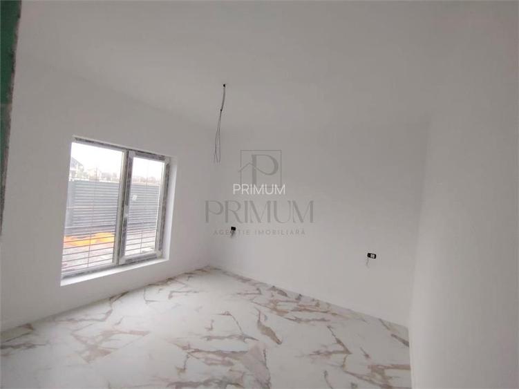 Duplex 5 camere - bucatarie separata - toate utilitatile - 5