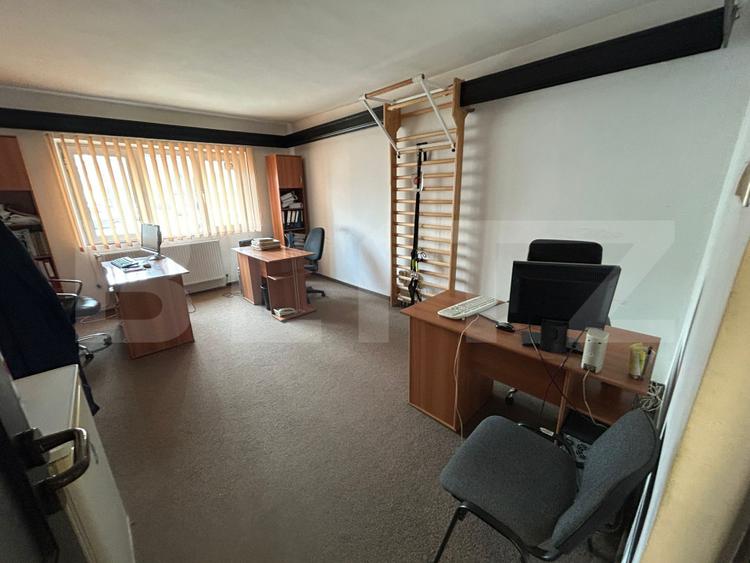Apartament 5 camere, 90 mp, zona Canta