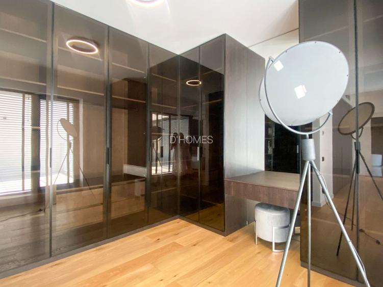 Chirie | Vilă 5 camere 240mp | Curte | Parcare inclusă - 9