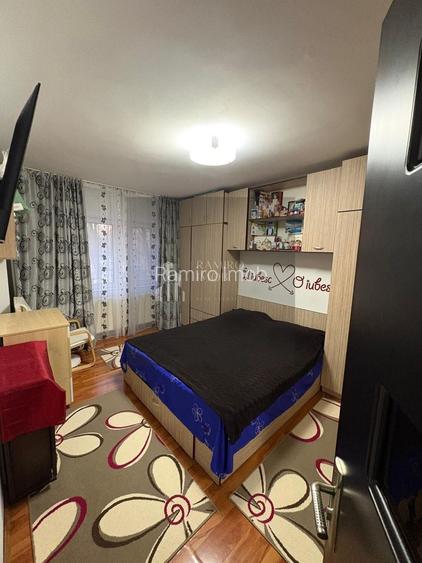 Apartament 3 camere decomandat Soseaua Giurgiului Sector 4 - 7