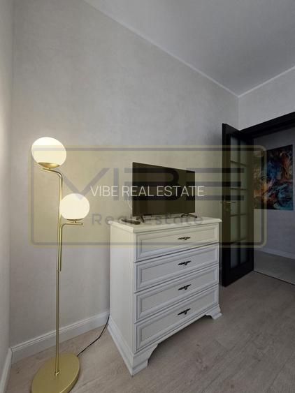 Royal  Town Copou - -INTABULAT -Decomandat - 2 Camere - 60mp - 9