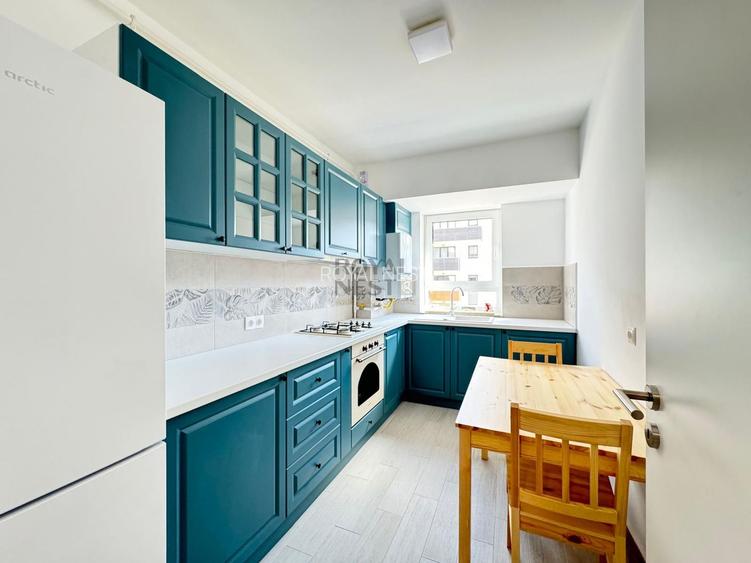 De inchiriat apartament de 2 camere si dressing in Avantgarden 3 - 5