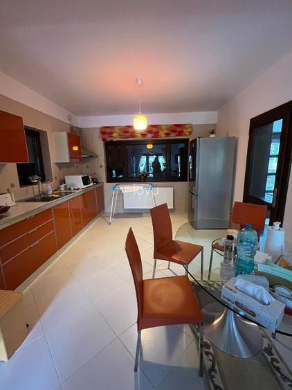 Vand vila eleganta, Busteni, vedere Cruce Caraiman, toate utilitatile - 8